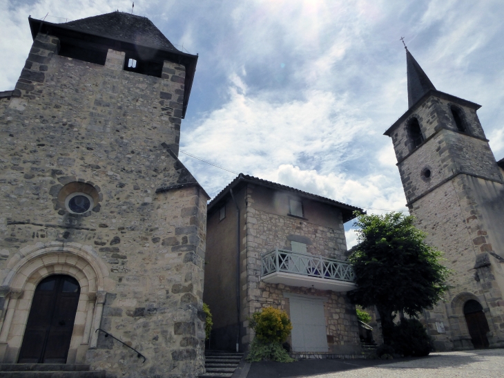 Les deux églises - Saint-Santin-de-Maurs