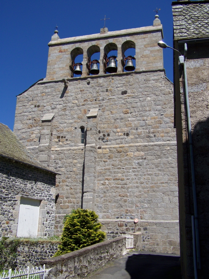 église-saint-michel et son clocher à peigne - Saint-Urcize