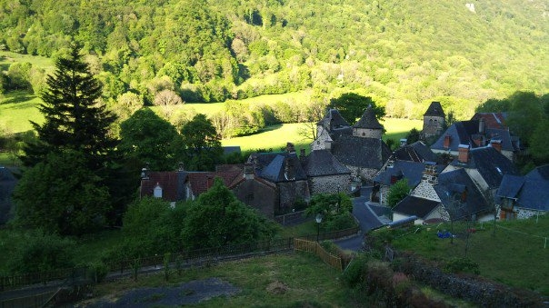 Le village en bas - Saint-Vincent-de-Salers