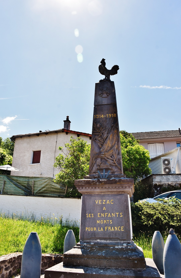 Monument-aux-Morts - Vézac