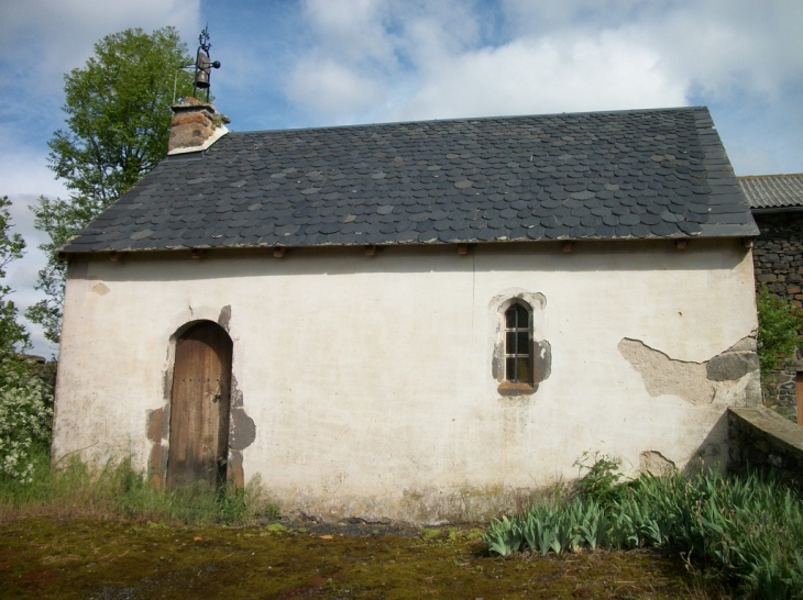 Environs de Villedieu - chapelle au Fayet