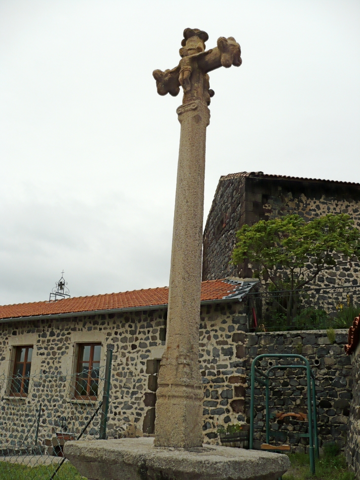 Croix de BOUZOLS - Arsac-en-Velay