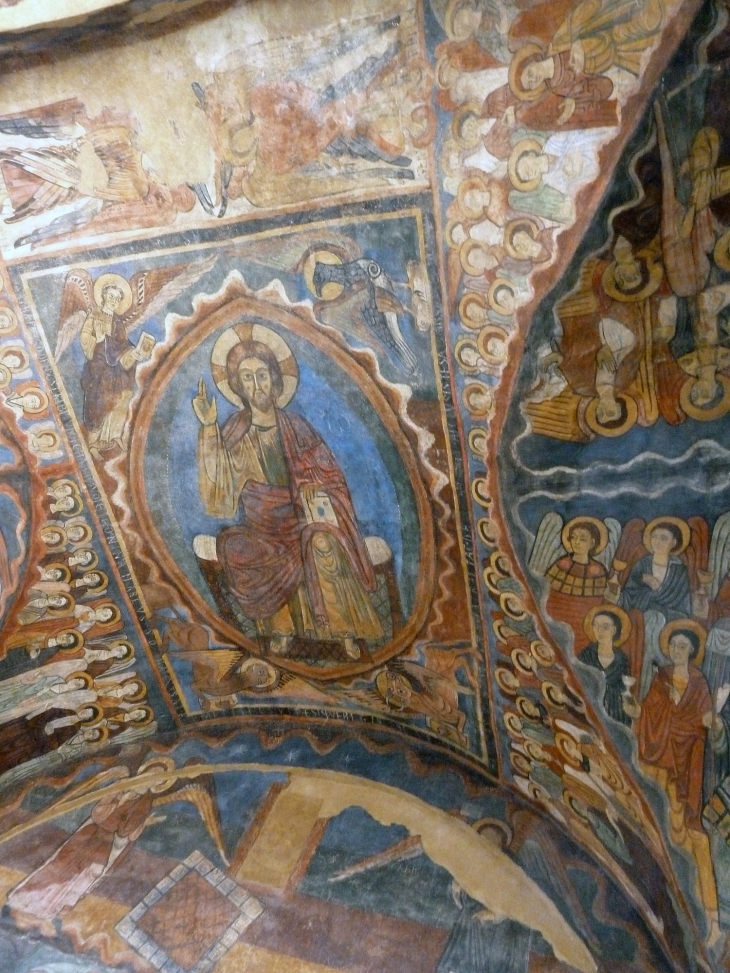 La basilique saint Julien : fresques de la chapelle Saint Michel - Brioude