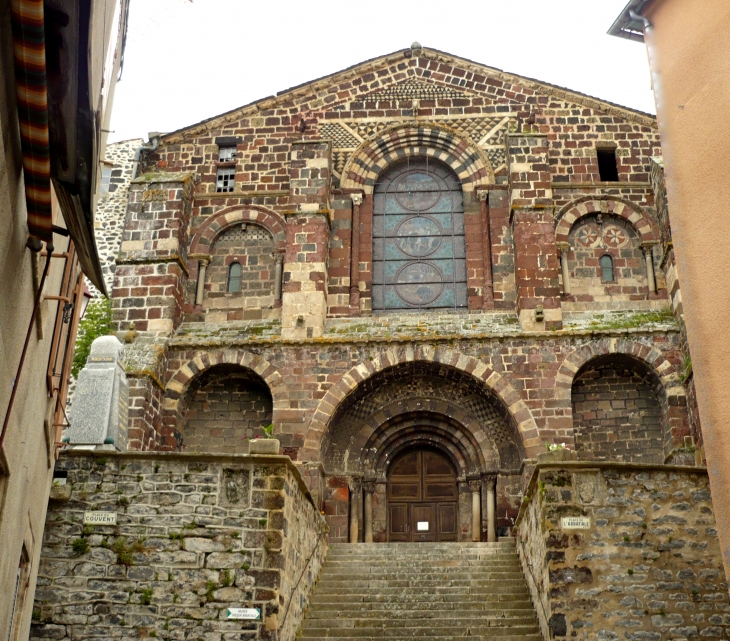 Entrée de Eglise abbatiale (XIIe siècle), - Le Monastier-sur-Gazeille