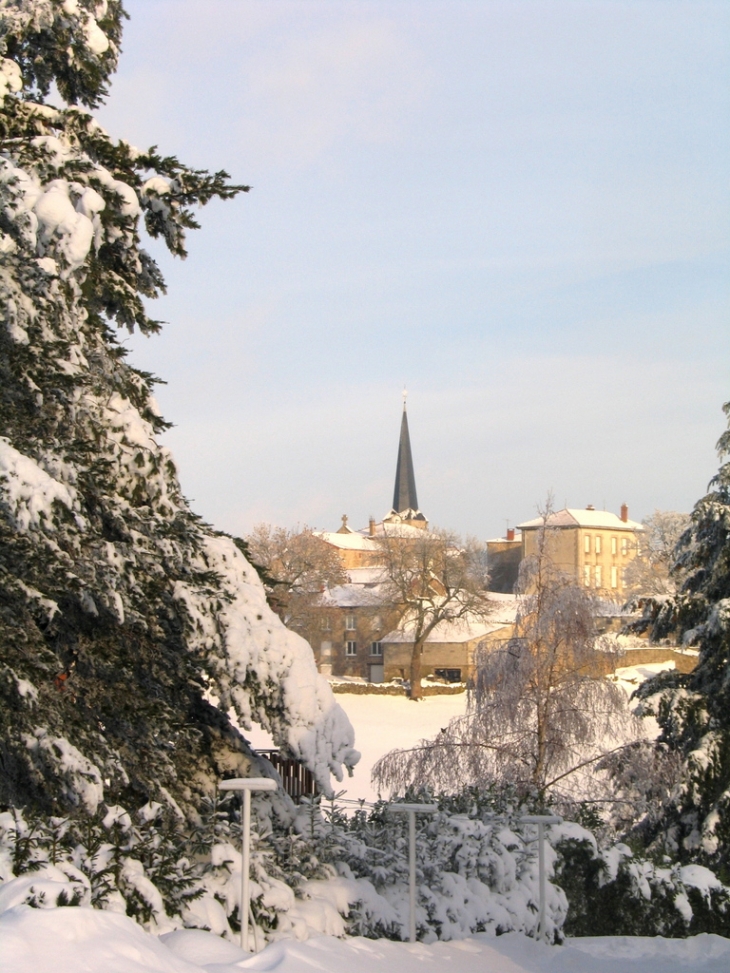 Le village sous la neige - Saint-Victor-Malescours