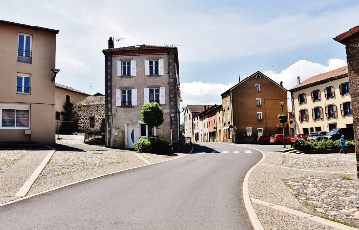 La Commune - Siaugues-Sainte-Marie
