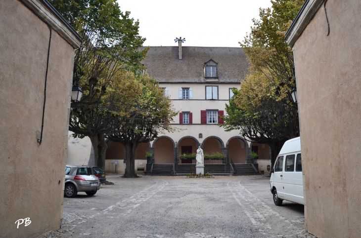 Mairie - Aigueperse