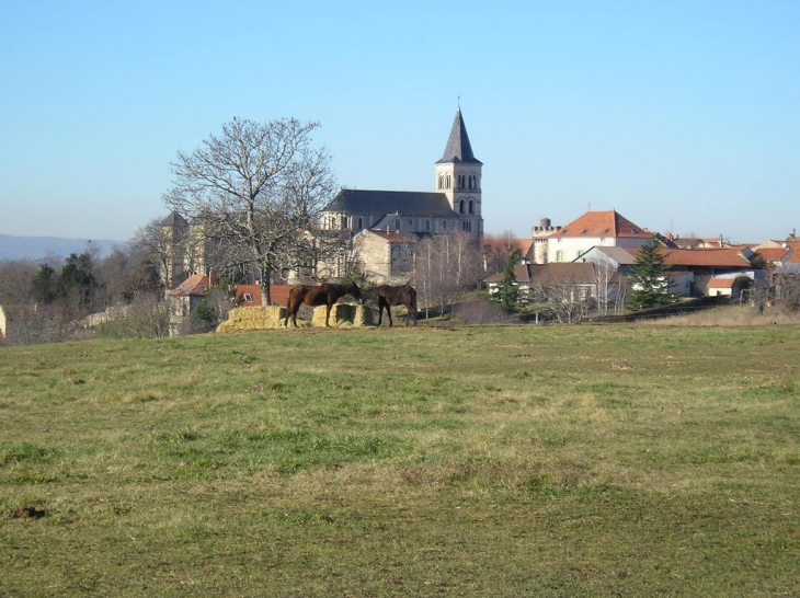 L'église et l'ancien presbytère - Aubiat