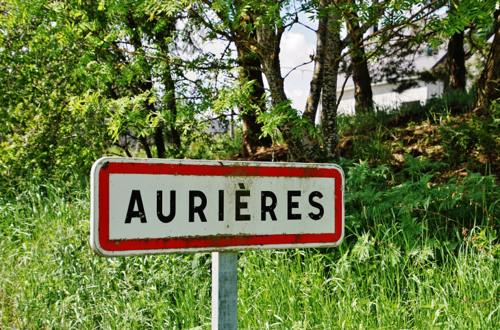  - Aurières