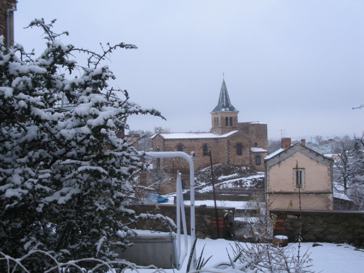 L'église de BEAULIEU  sous la neige