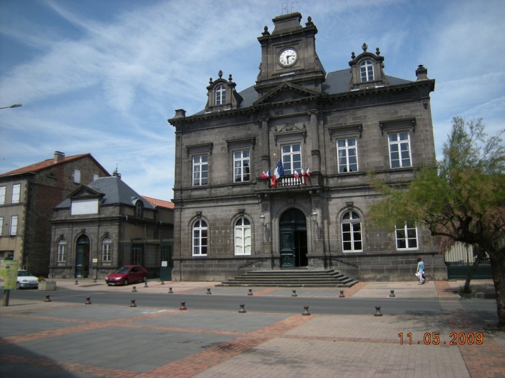 Mairie de BILLOM