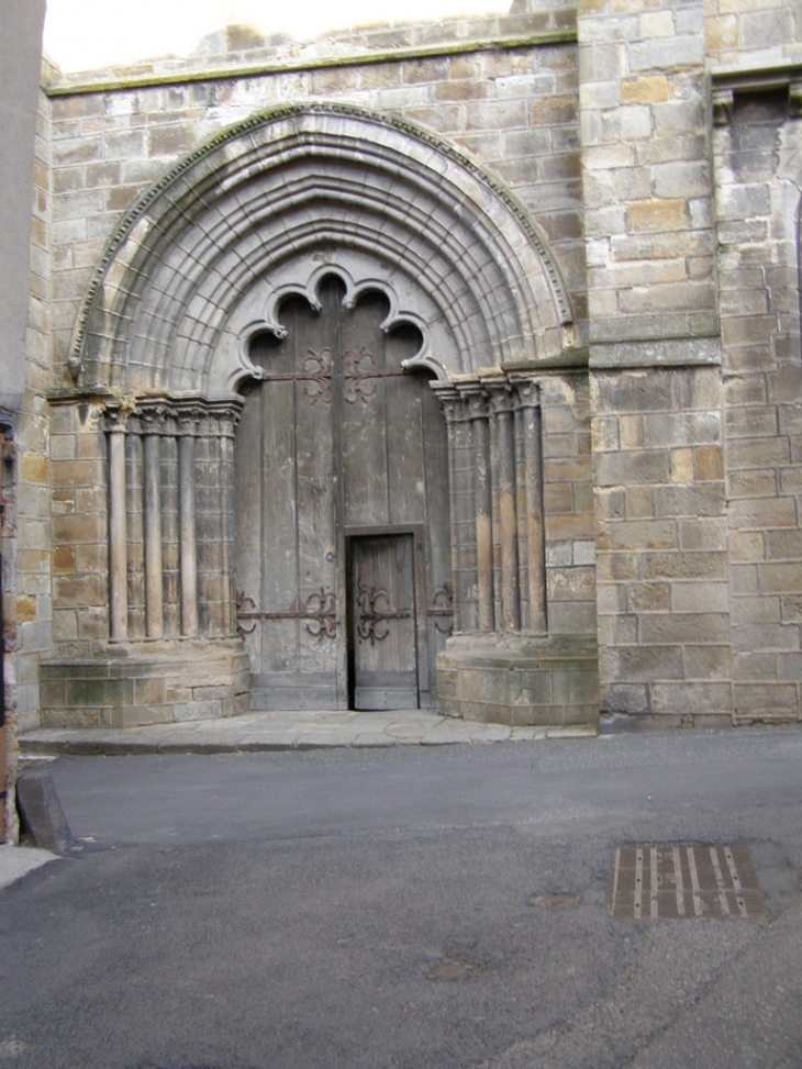 Porte de L'Eglise St cerneuf - Billom