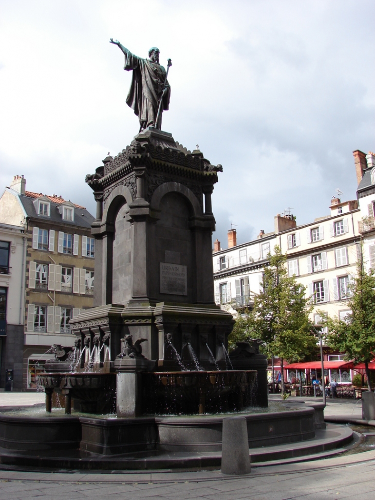 Statue d'Urbain II - Clermont-Ferrand