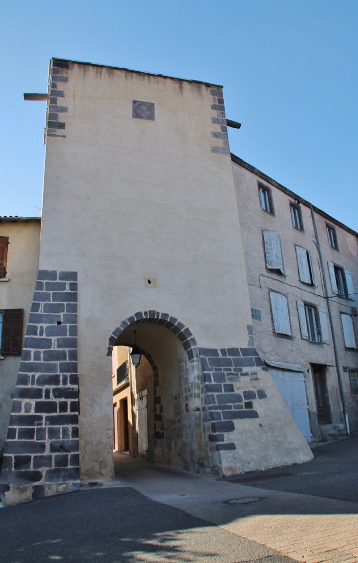 La Porte du Bourg - Cournon-d'Auvergne