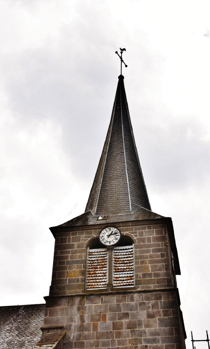  +église Saint-Austremoine - Égliseneuve-d'Entraigues