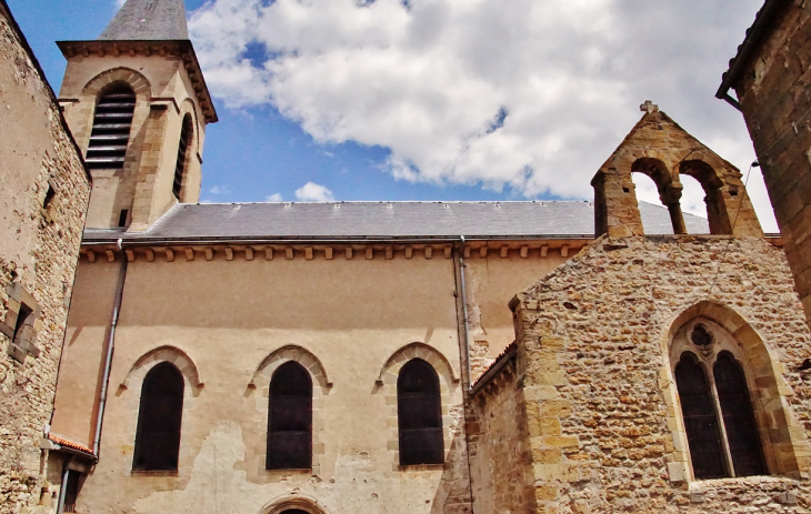 église Saint-Jean-Baptiste - La Sauvetat