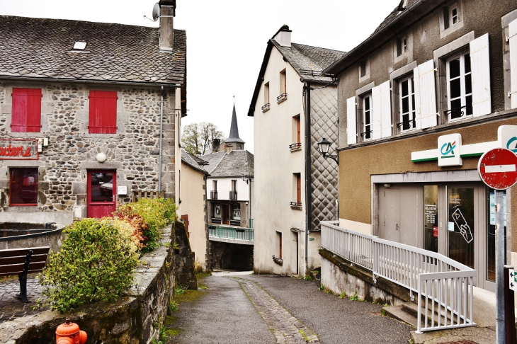 La Commune - La Tour-d'Auvergne