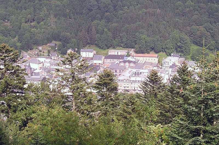 La ville vue de haut - Mont-Dore