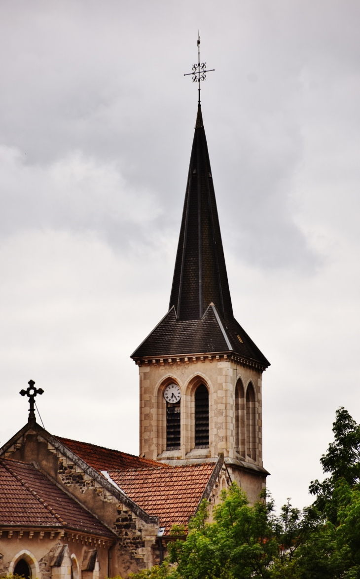  *église Saint-Victor - Neschers
