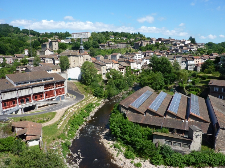 Photo à Olliergues (63880) Olliergues, 193298