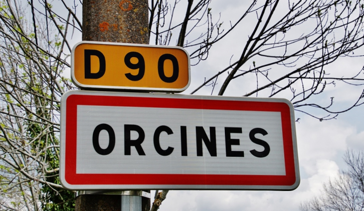  - Orcines
