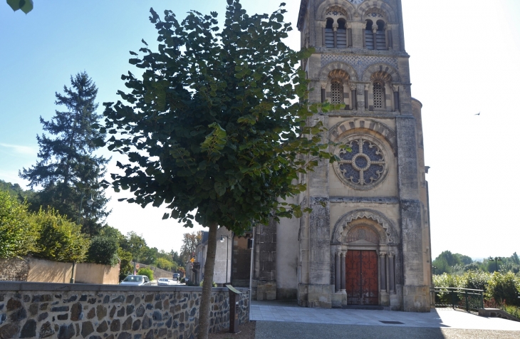   !!église Saint-Pierre-aux-Liens - Perrier