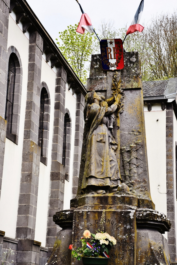 Monument-aux-Morts - Rochefort-Montagne