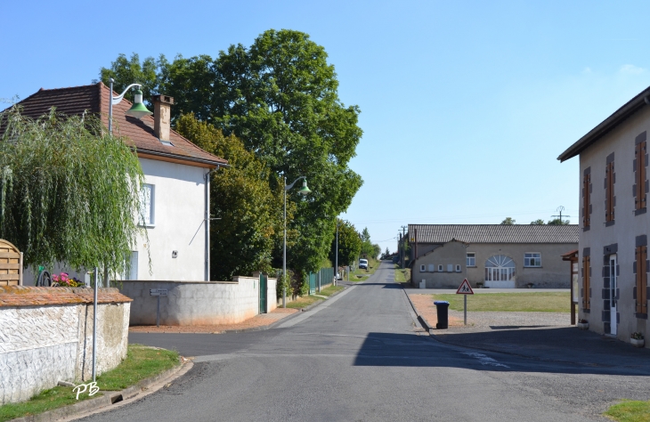  - Saint-Clément-de-Régnat