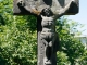 Photo suivante de Saint-Dier-d'Auvergne Croix en pierre