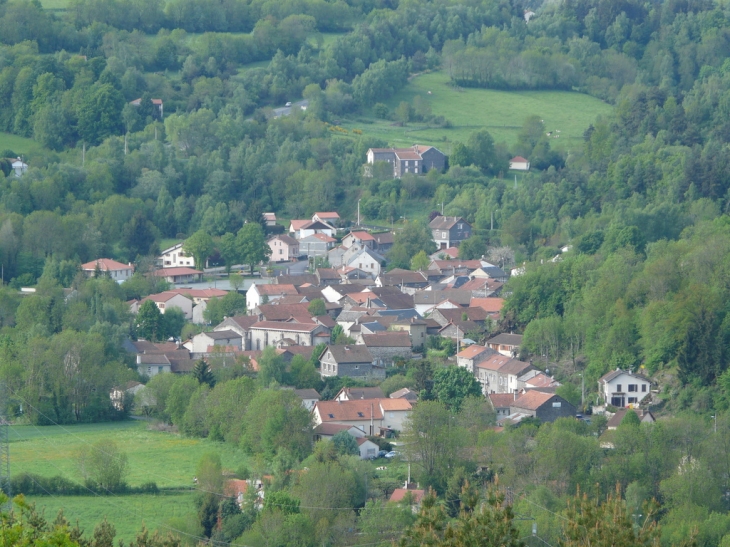 Le village de Fontfreyde (commune de Saint Genés Champanelle) - Saint-Genès-Champanelle