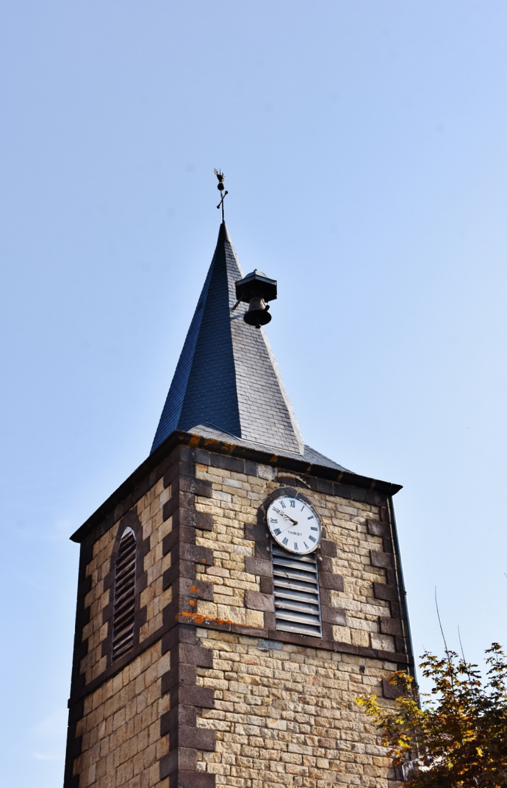  <<église Saint-Aubin - Saint-Genès-Champanelle