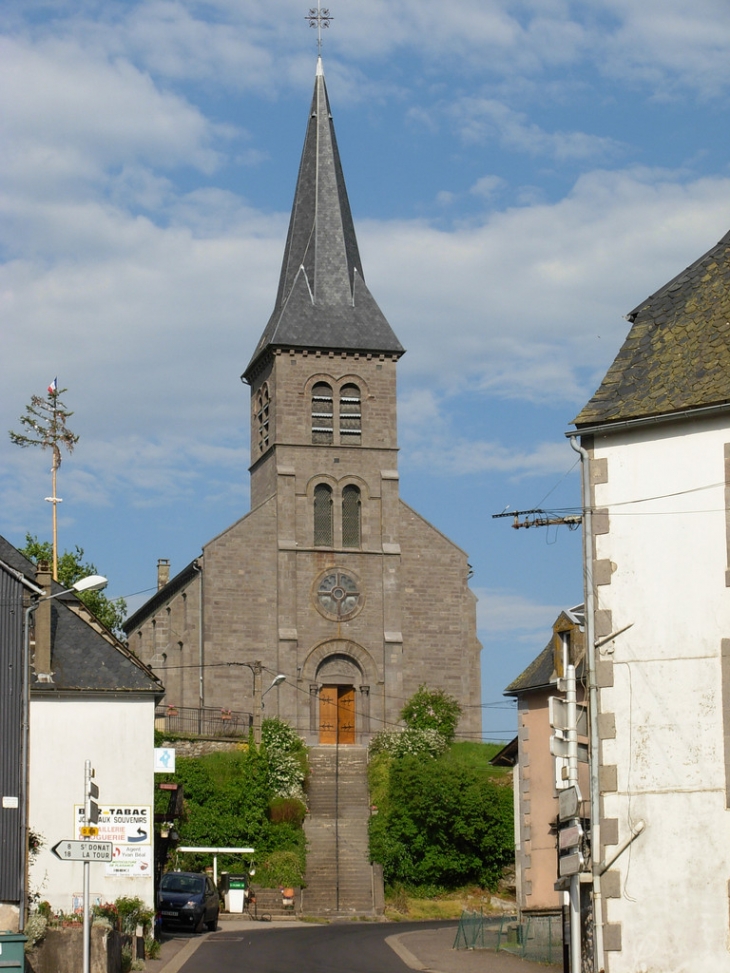 église-l'escalier - Saint-Genès-Champespe