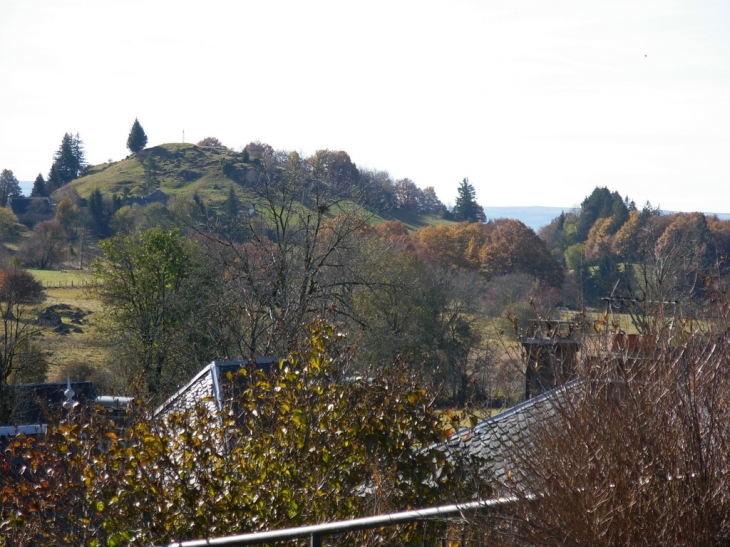 Pic de Charlut en automne - Saint-Genès-Champespe