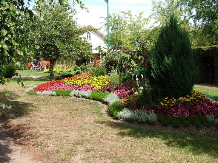 Les jardins communaux de Saint-Georges de Mons - Saint-Georges-de-Mons