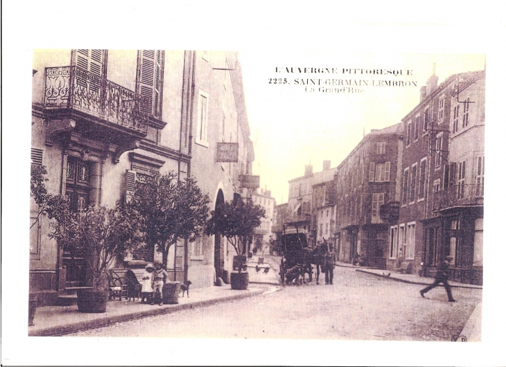 La grand'rue - Saint-Germain-Lembron
