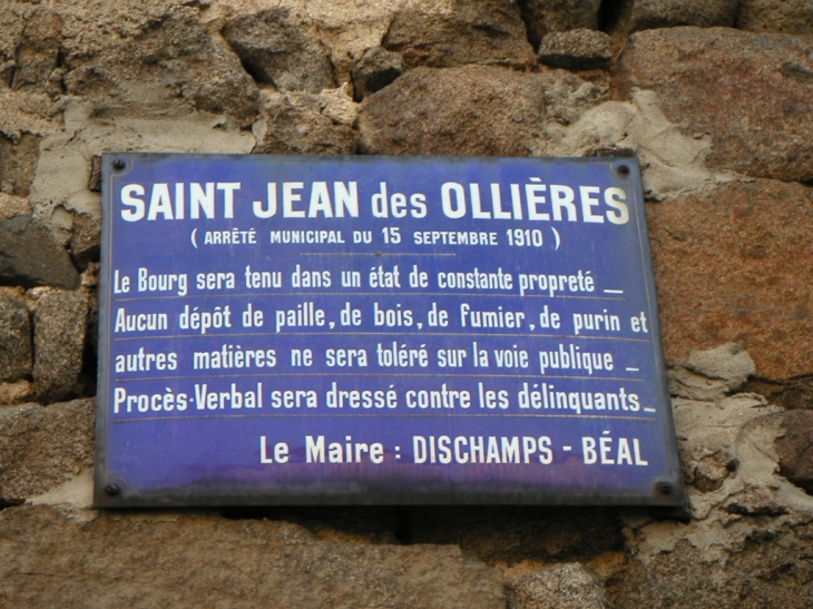 Plaque de rue st jean 04-2005 - Saint-Jean-des-Ollières