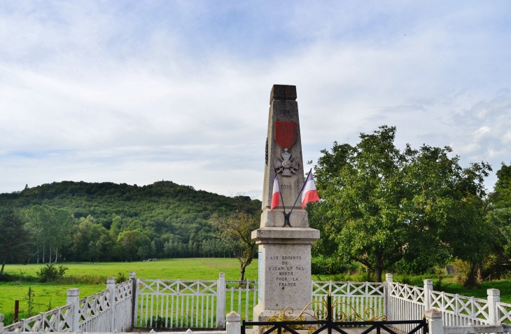 Monument aux Morts - Saint-Jean-en-Val