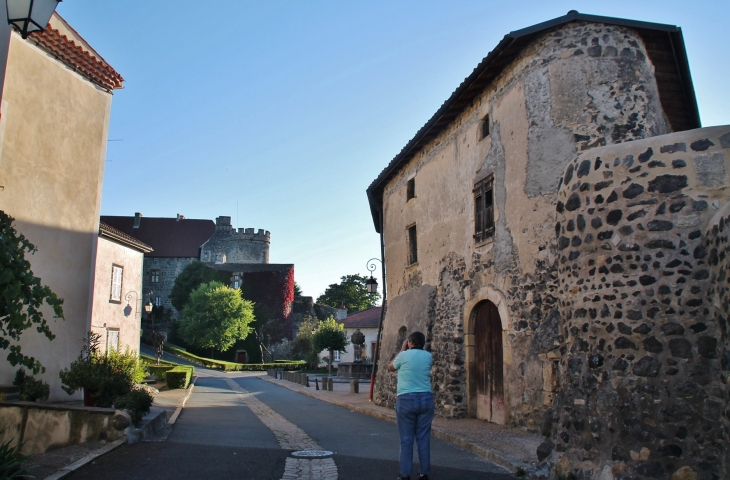 Le Château - Saint-Saturnin