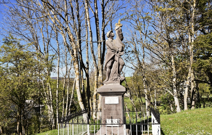 Monument-aux-Morts - Saulzet-le-Froid