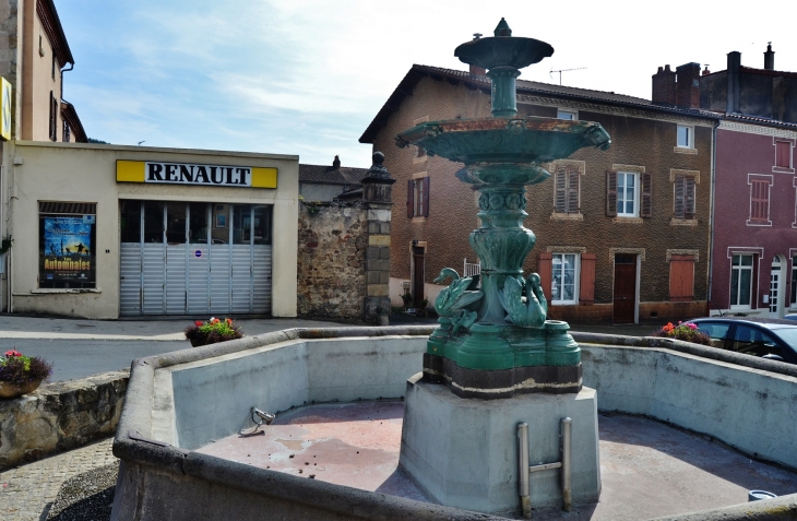 La Fontaine - Sauxillanges