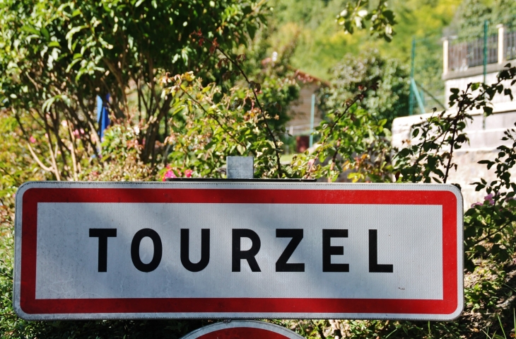 - Tourzel-Ronzières