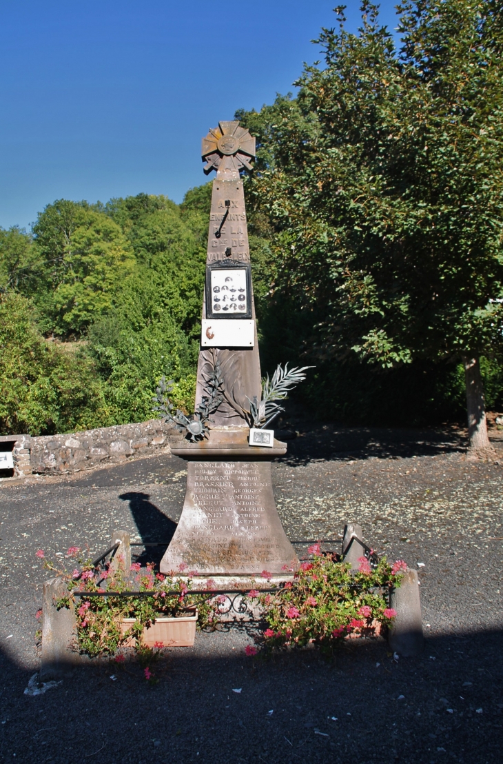 Monument aux Morts - Valbeleix