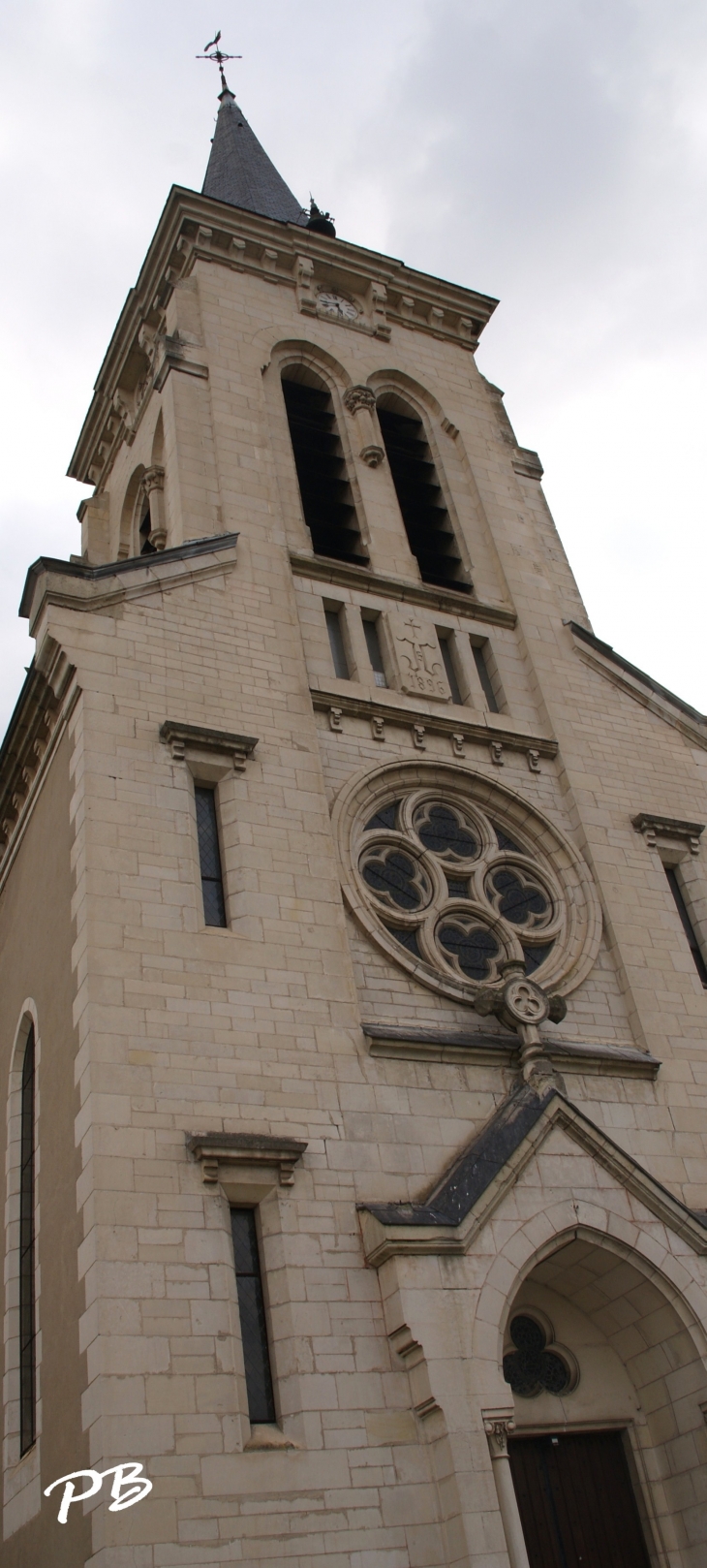 +Eglise Saint-Jean-Baptiste Saint-Julien - Vensat
