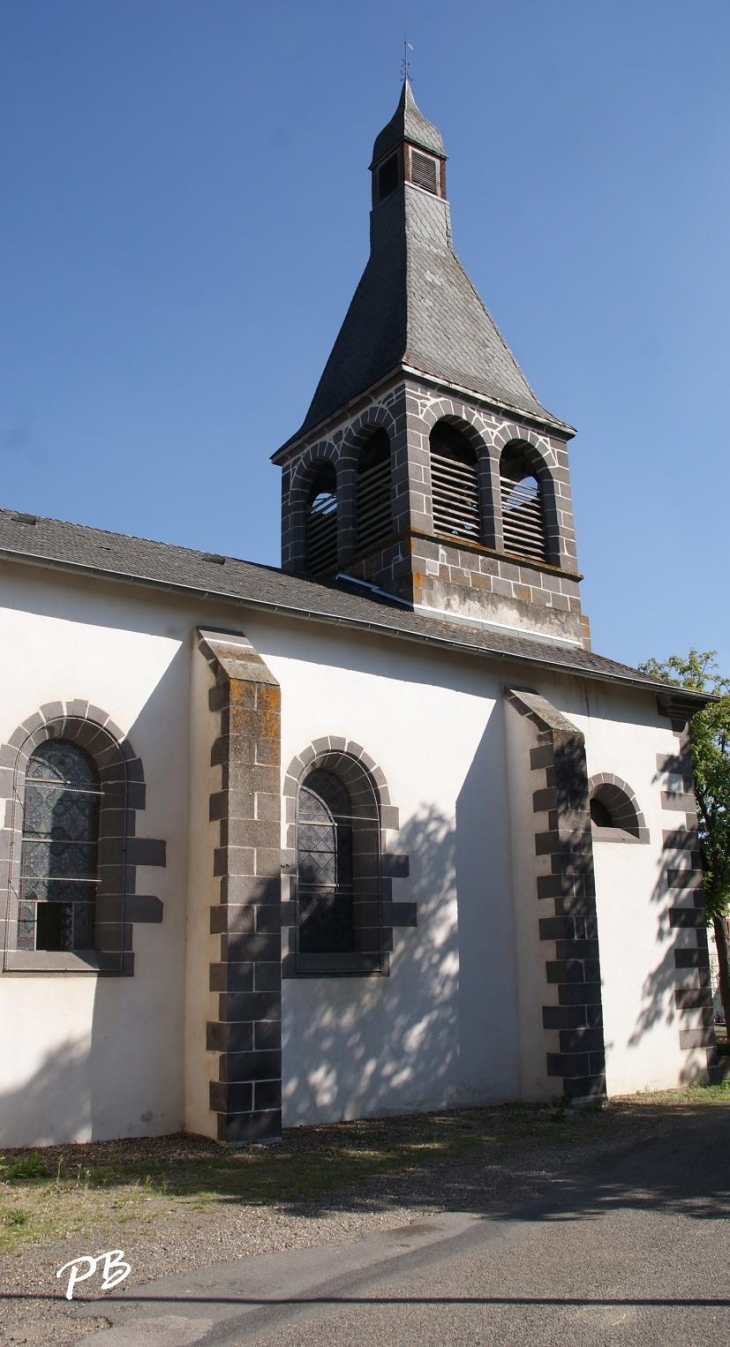 L'église - Villeneuve-les-Cerfs