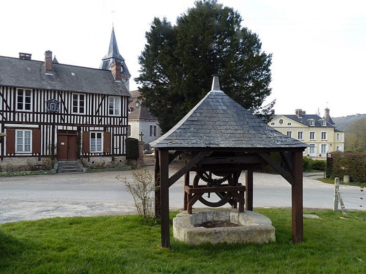 Le centre du village - Barneville-la-Bertran