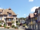 Photo précédente de Blonville-sur-Mer la place de l'hôtel de ville