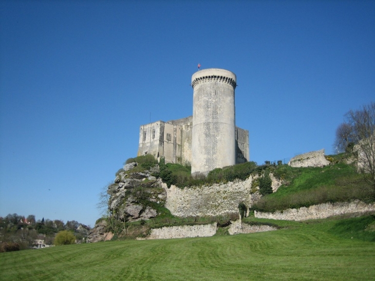 Chateau - Falaise