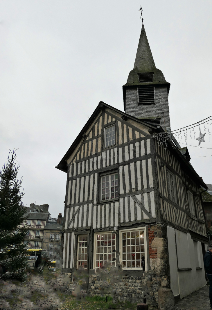 Vers l'église Sainte Catherine - Honfleur