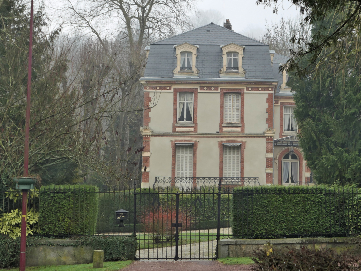 Château - Ouilly-du-Houley