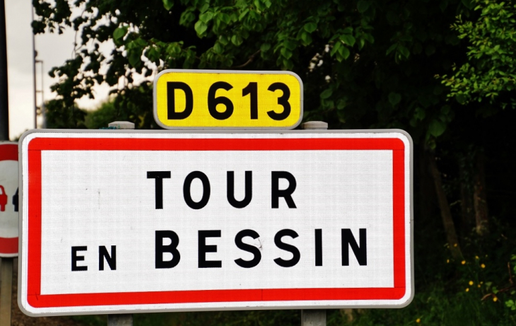  - Tour-en-Bessin